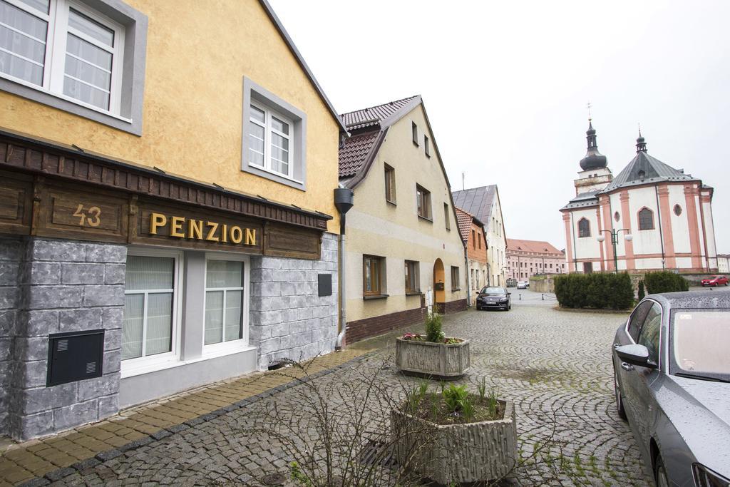 Penzion 43 Bor Zewnętrze zdjęcie